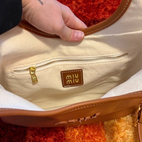 Purse - Picture 2 of 2